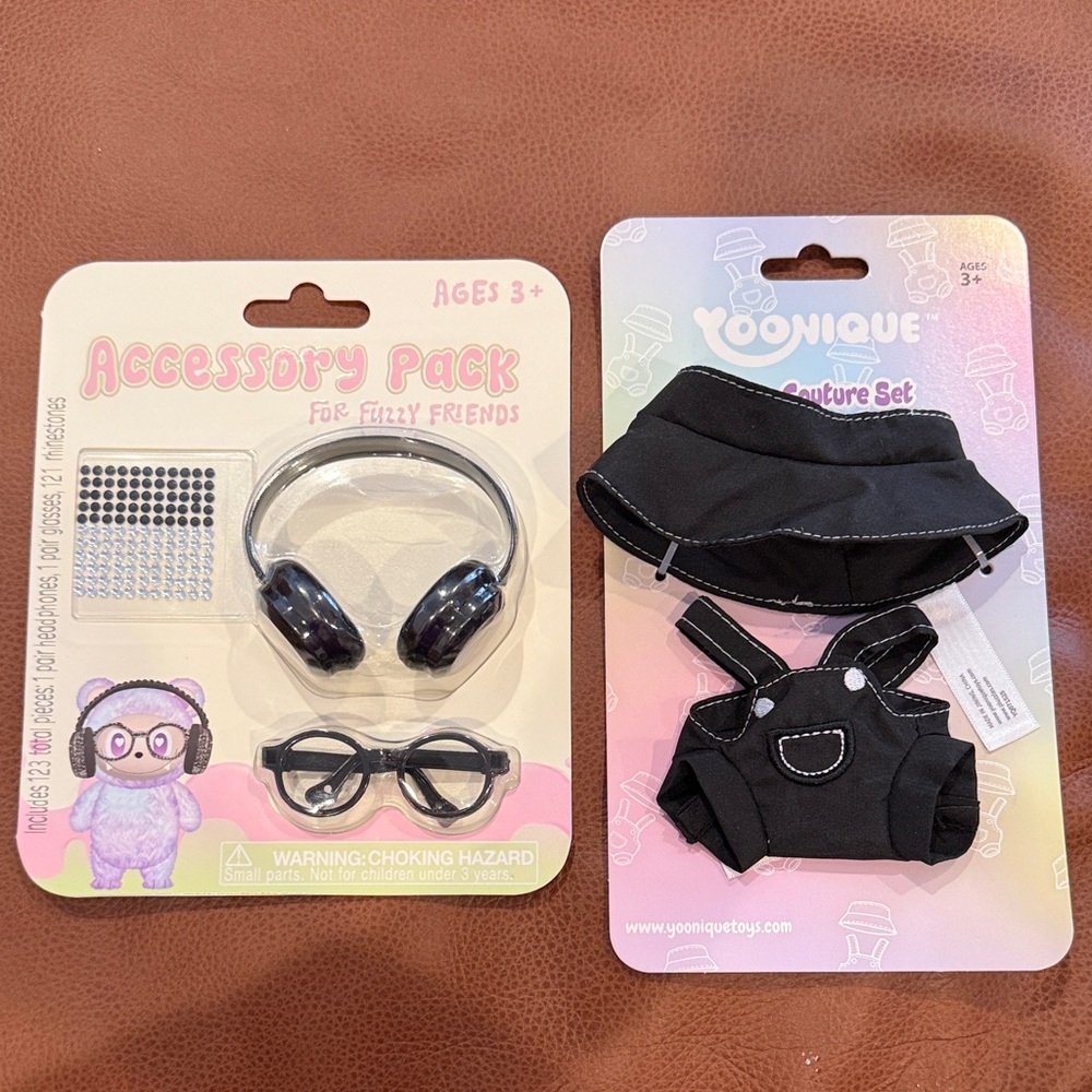 Black Accessory Set for Fuzzy Friends